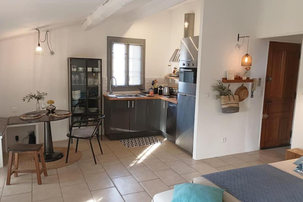Apartment Vue Imprenable Sur La Sorgue